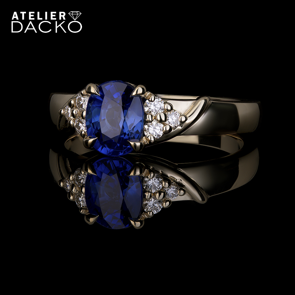 Ceylon Royal Blue Oval Sapphire Ring
