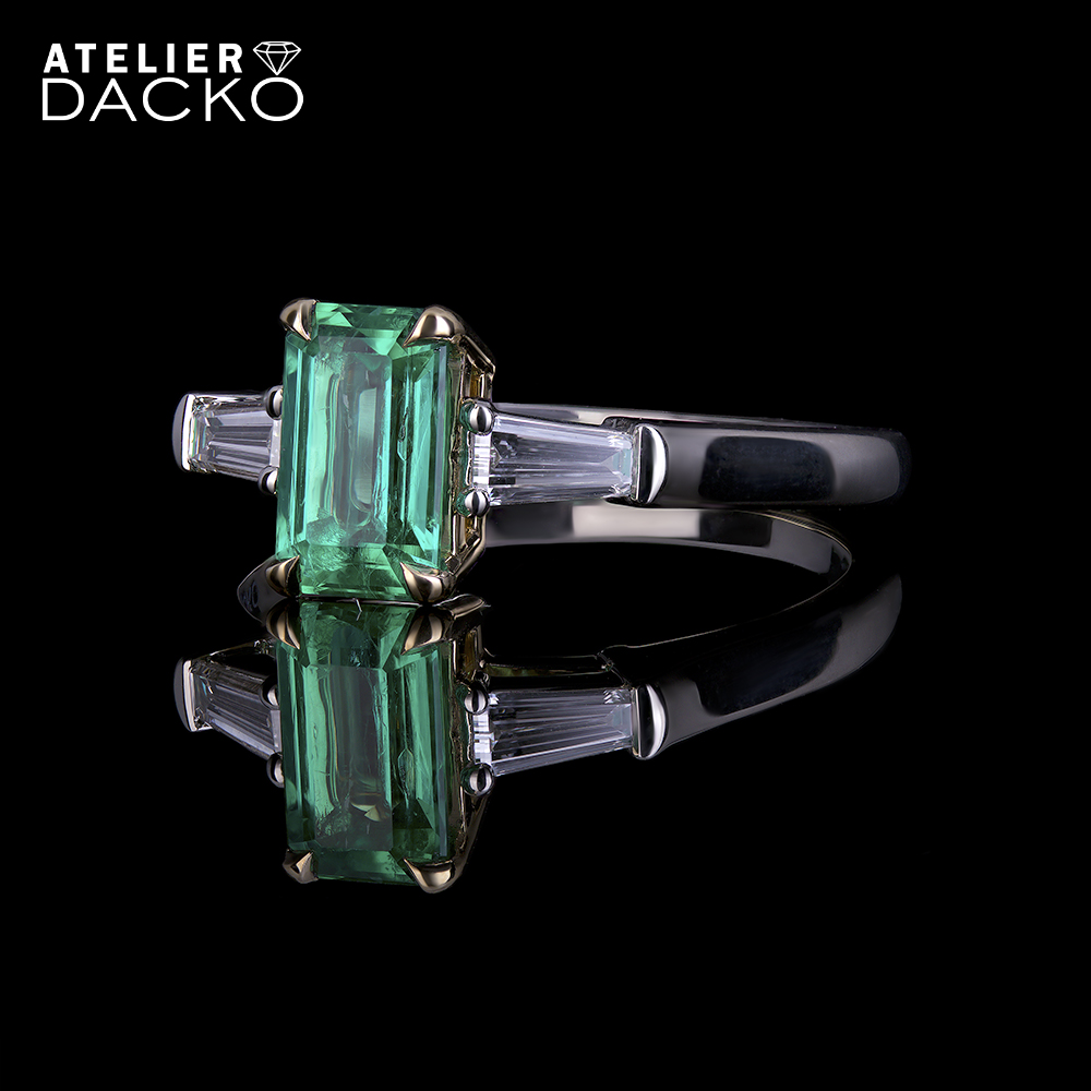 Vibrancy Collection Emerald 3 Stone Ring