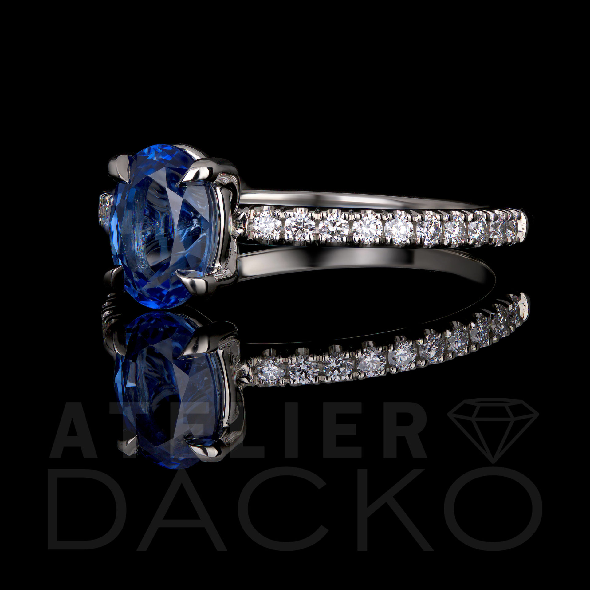 Side Facing 1.00 CT Vivid Blue Oval Sapphire Engagement Ring