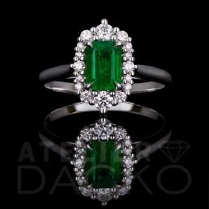 Front Facing 0.90 CT Green Emerald Modern Vintage Halo Ring